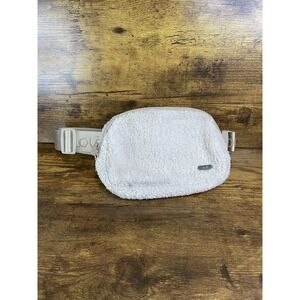 Lole Fleece Belt Bag, Unisex One Size Fits Most, Two-Way Zipper